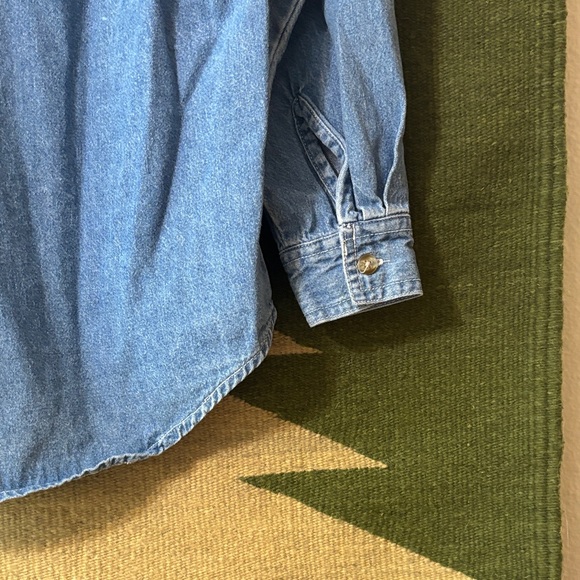 Women’s vintage Denim Shirt with Christmas village Embroidered Design - Picture 9 of 16